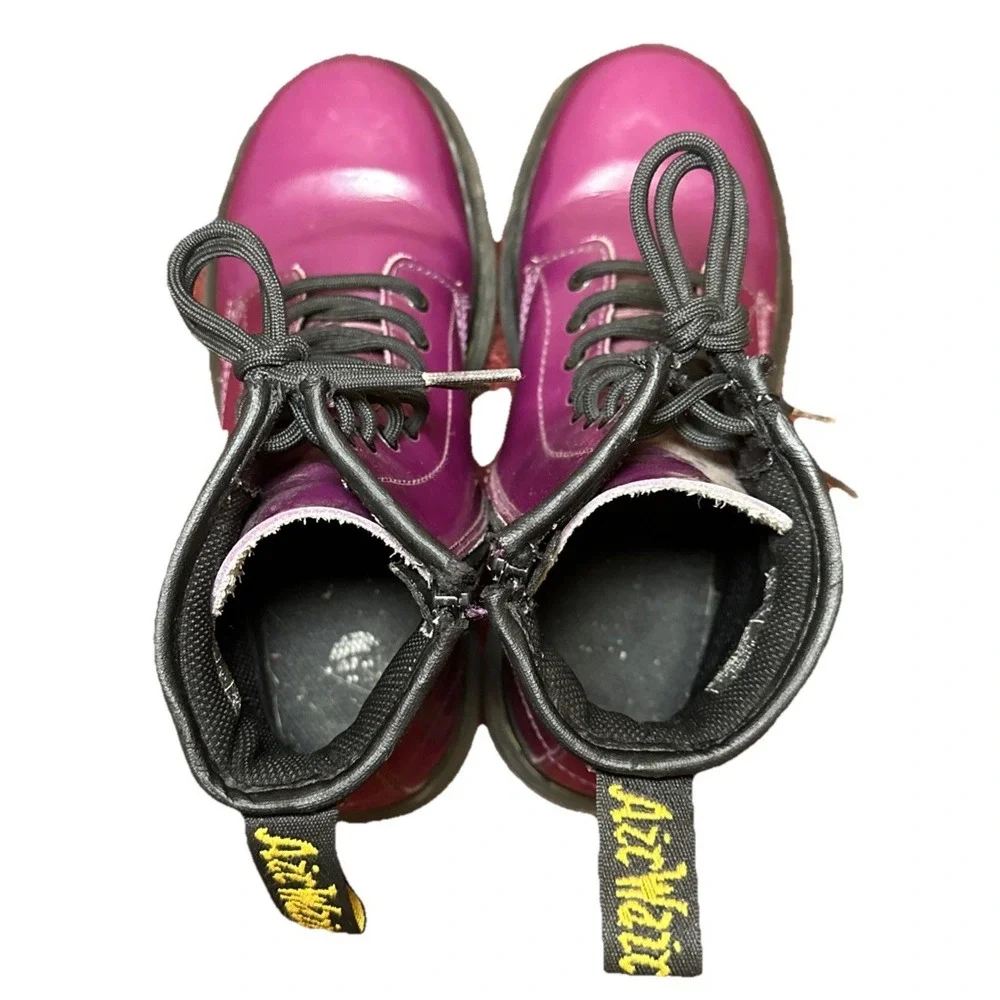 Dr. Martens product pair